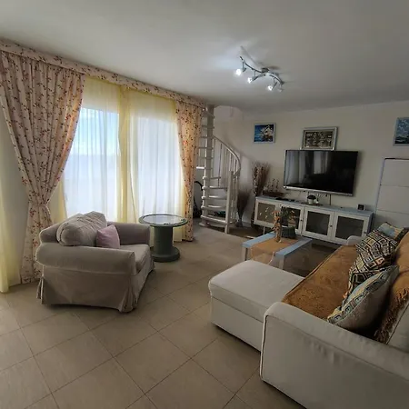 Roca Negra Ocean View Апартаменты *