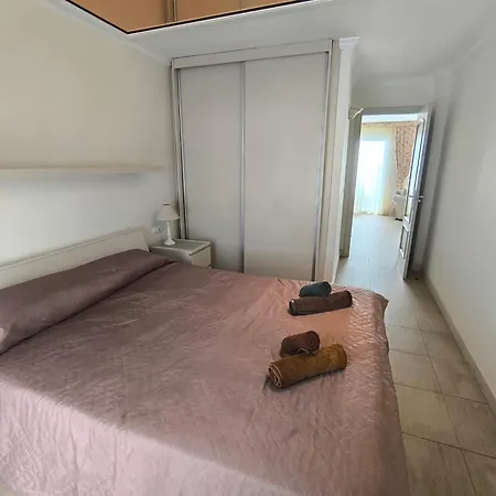 Roca Negra Ocean View Адехе